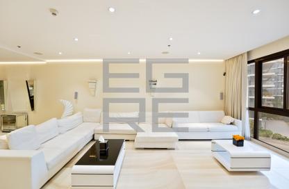 Apartment - 1 - 2 for rent in Royal Amwaj Residences North - Royal Amwaj Residences - The Crescent - Palm Jumeirah - Dubai