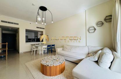 Apartment - 3 Bedrooms - 4 Bathrooms for rent in Plaza Residences 1 - Plaza Residences - District 13 - Jumeirah Village Circle - Dubai