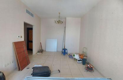 Apartment - 2 Bedrooms - 2 Bathrooms for rent in Abu shagara Building 2 - Budaniq - Al Qasimia - Sharjah