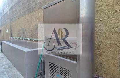 Labor Camp - Studio - 7+ Bathrooms for rent in Al Yasmin building - Industrial Area 6 - Sharjah Industrial Area - Sharjah