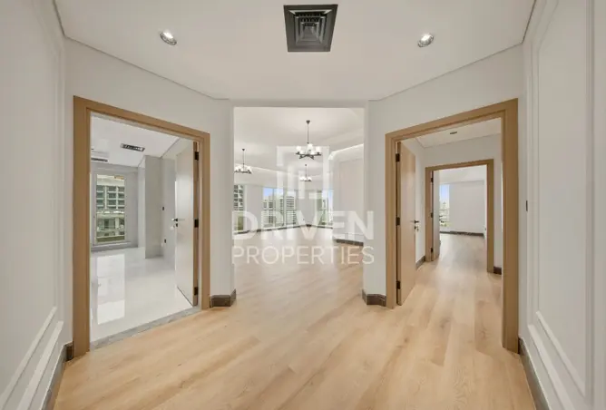 123838011 - Property Image 3