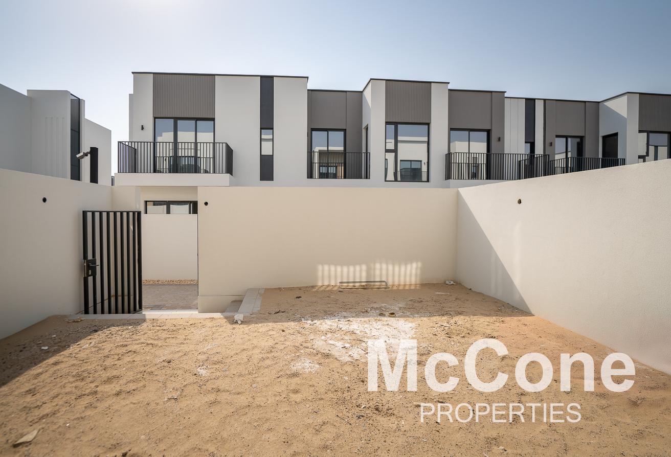 Gated Community | 3 BR + Maid's | Multiple Options photo 20