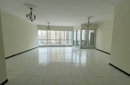Apartment - 3 Bedrooms - 4 Bathrooms for rent in Al Majaz 3 - Al Majaz - Sharjah