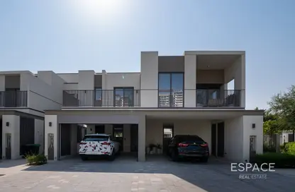 Townhouse - 3 Bedrooms - 4 Bathrooms for rent in Aura Gardens - Tilal Al Ghaf - Dubai