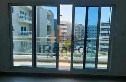 Apartment - 1 Bedroom - 1 Bathroom for rent in Tower 1 - Al Reef Downtown - Al Reef - Abu Dhabi