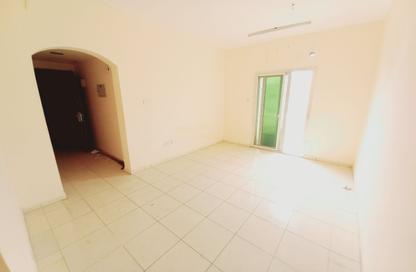 Apartment - Studio - 1 Bathroom for rent in Fire Station Road - Muwaileh - Sharjah