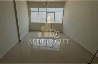 شقة - 2 غرف نوم - 2 حمامات للايجار في جلف تاور - مدينة الإمارات - عجمان