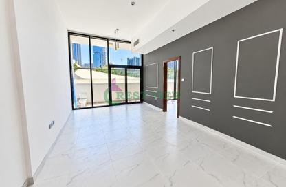 Apartment - 1 - 1 for rent in National Bonds Residence - District 15 - Jumeirah Village Circle - Dubai