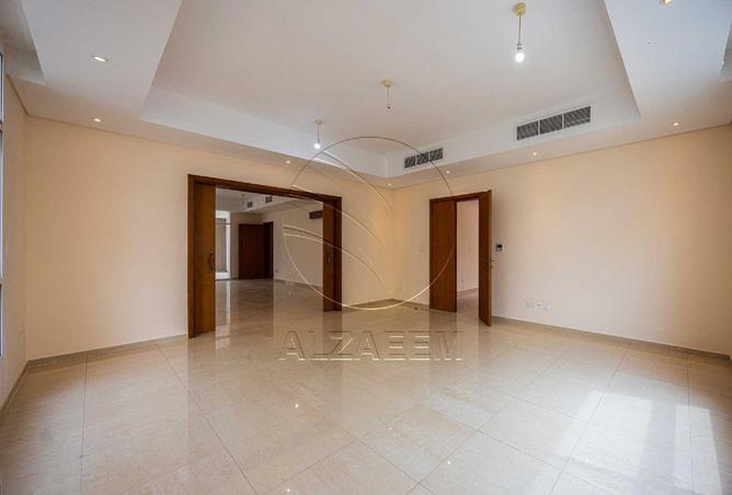 68663233 - Property Image 2