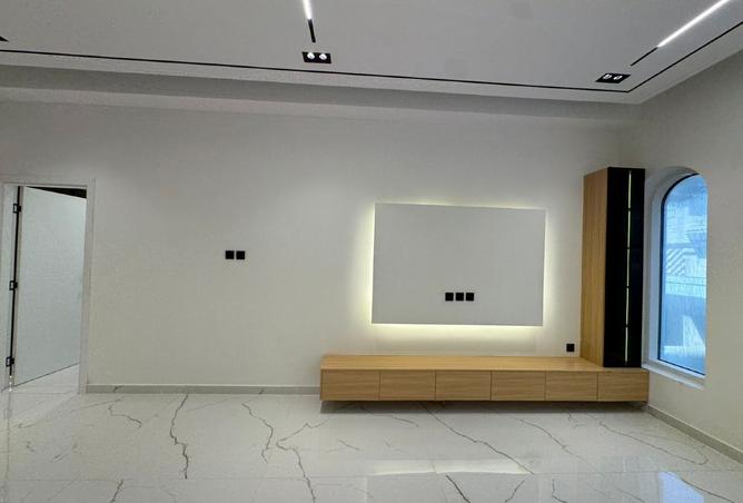 15993329 - Property Image 2