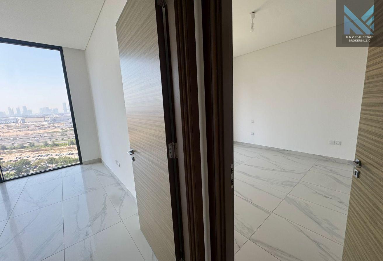 3BR | SPACIOUS LAYOUT | VACANT | BEST PRICE photo 12