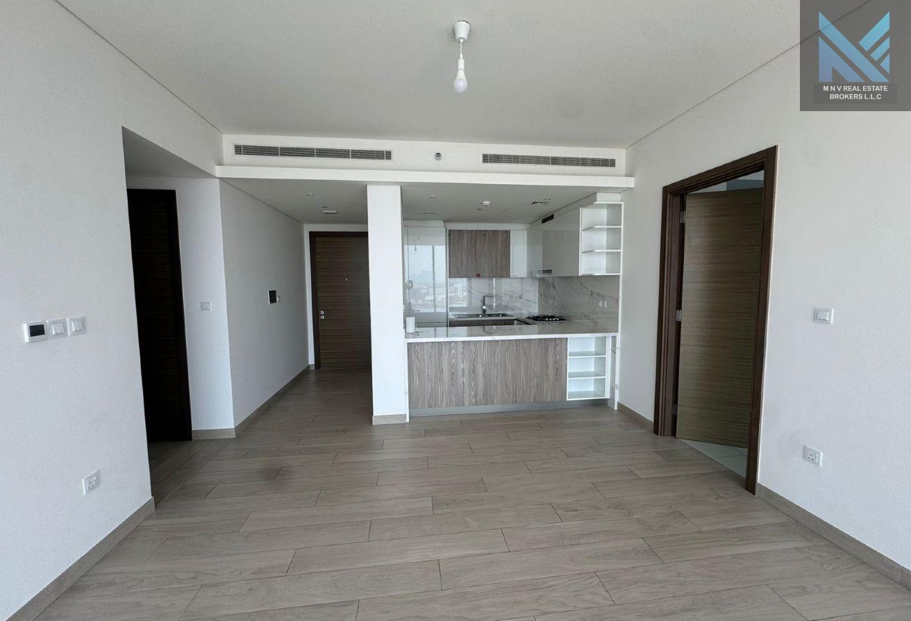 3BR | SPACIOUS LAYOUT | VACANT | BEST PRICE photo 8