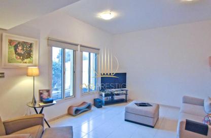 Villa - 4 Bedrooms - 4 Bathrooms for rent in Forat - The Lakes - Dubai