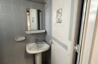 Warehouse - Studio - 1 Bathroom for rent in Industrial Area 18 - Sharjah Industrial Area - Sharjah