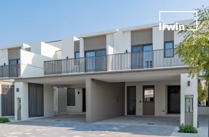 Townhouse - 3 Bedrooms - 4 Bathrooms for rent in Aura Gardens - Tilal Al Ghaf - Dubai