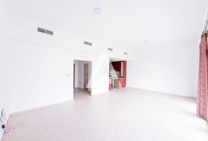 67443951 - Property Image 3