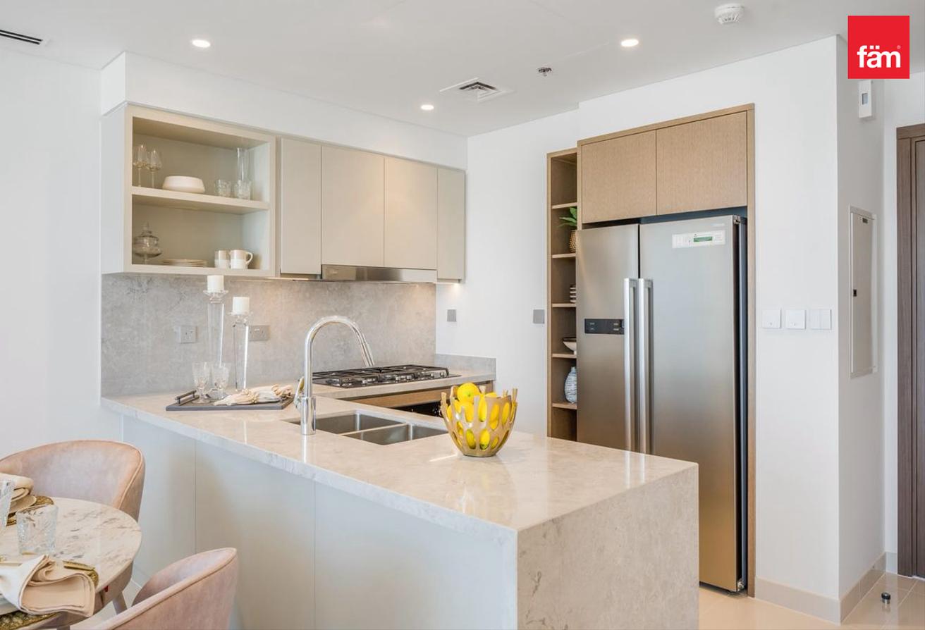 Palm View | Townhouse | Fully Upgraded photo 9