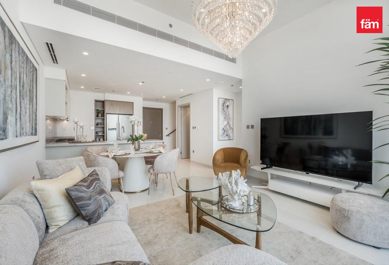 Palm View | Townhouse | Fully Upgraded photo 17