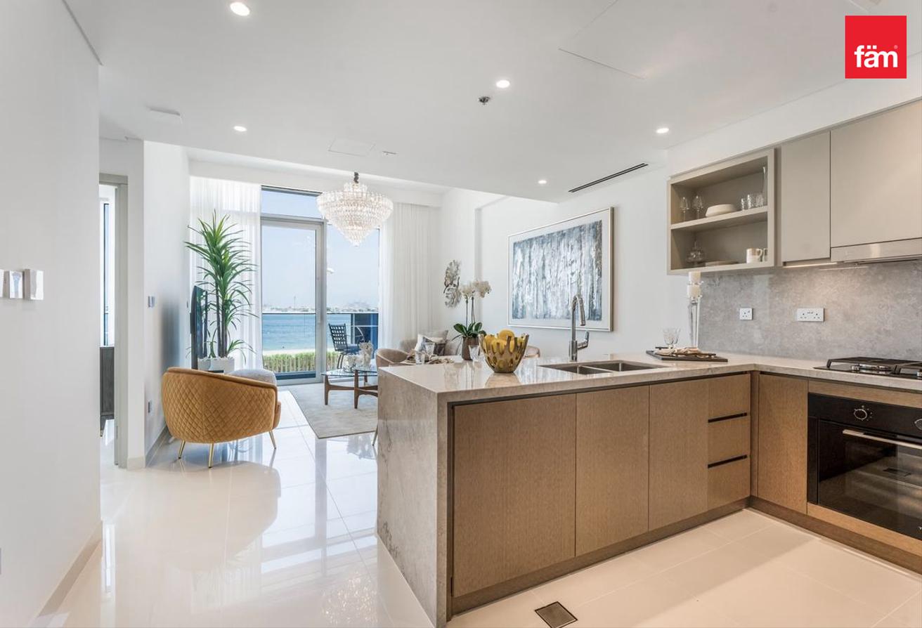 Palm View | Townhouse | Fully Upgraded photo 6