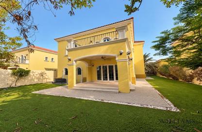Villa - 3 - 4 for rent in District 7 - Jumeirah Park - Dubai