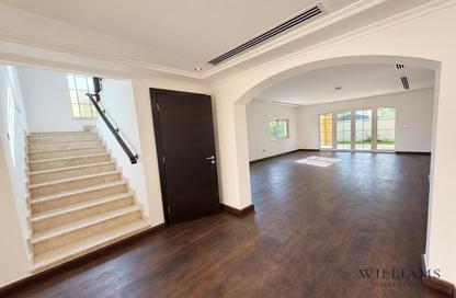 Villa - 3 - 4 for rent in District 7 - Jumeirah Park - Dubai