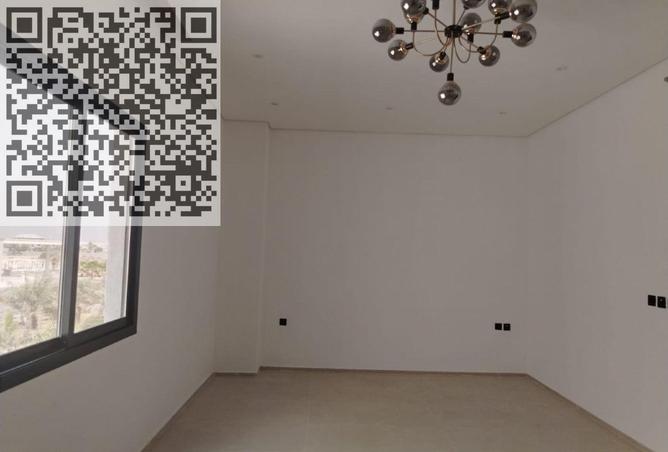 111847864 - Property Image 2