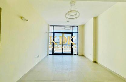 Apartment - 1 Bedroom - 2 Bathrooms for rent in Central Park Tower - District 12 - Jumeirah Village Circle - Dubai