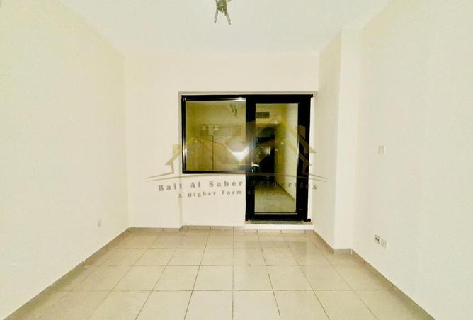 83653345 - Property Image 3