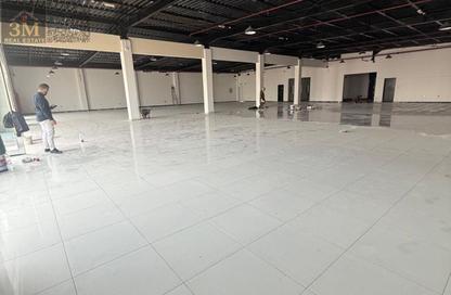 Warehouse - Studio - 1 Bathroom for rent in Umm Al Thuoob - Umm Al Quwain