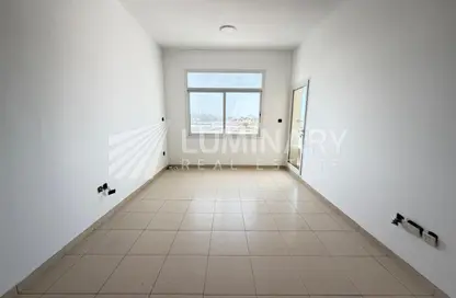Apartment - 2 Bedrooms - 3 Bathrooms for rent in Tala 1 - Queue Point - Liwan - Dubai Land - Dubai