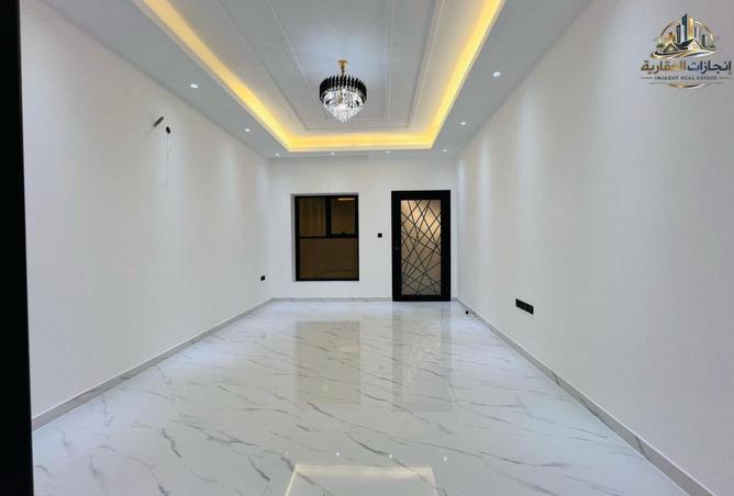 101725221 - Property Image 3