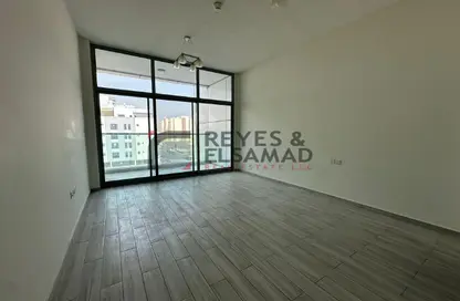 شقة - غرفة نوم - 1 حمام للايجار في زد وان تاور - مجان - دبي لاند - دبي