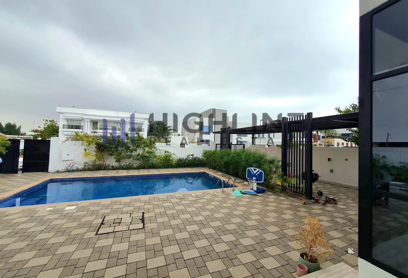 Luxury 5-Bedroom Villa for Rent in Jumeirah 3 photo 28