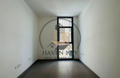 Apartment - 1 - 1 for rent in Al Mamsha - Muwaileh - Sharjah