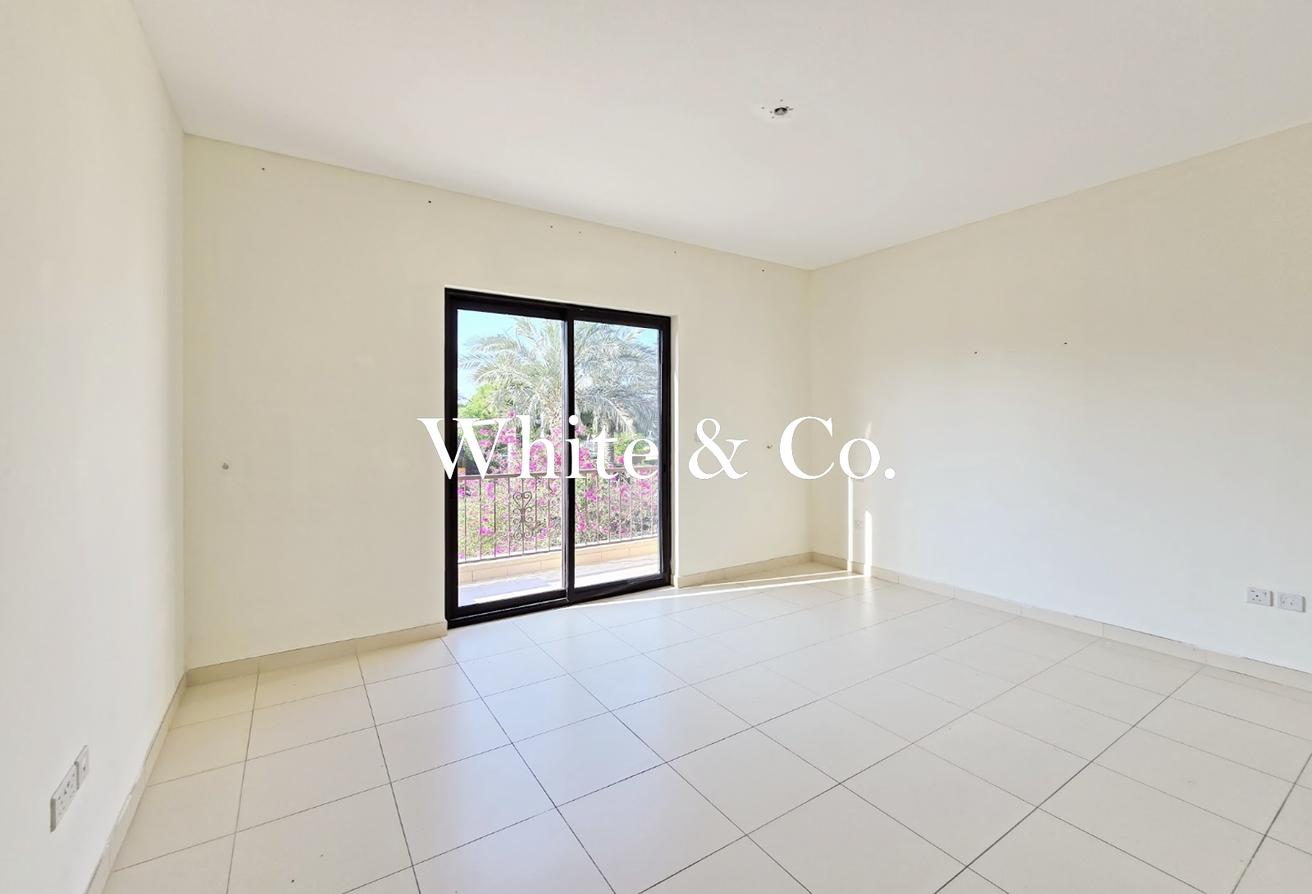 3 Bed+Maids | Single Row | Prime location photo 5