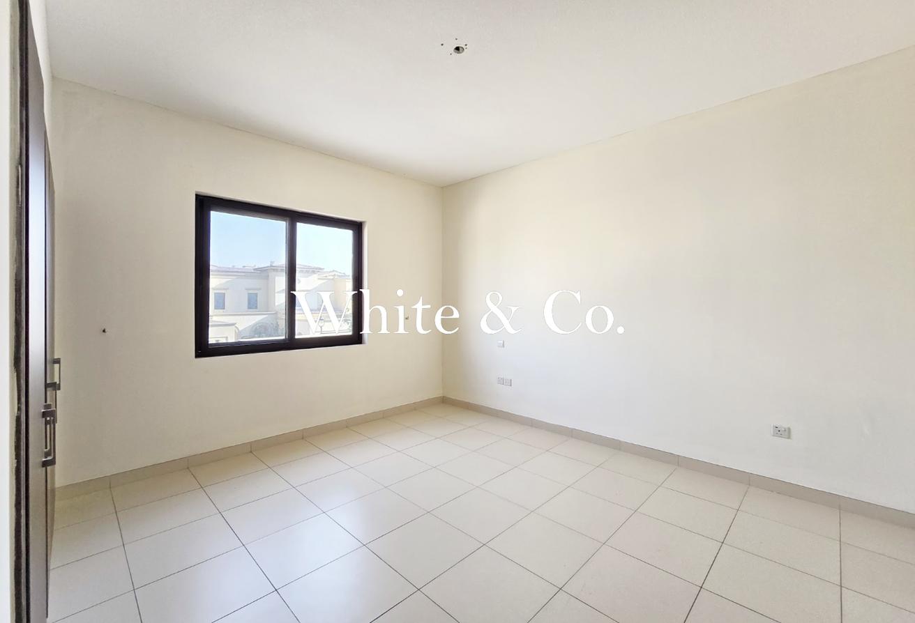 3 Bed+Maids | Single Row | Prime location photo 7