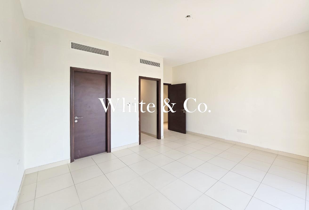 3 Bed+Maids | Single Row | Prime location photo 13