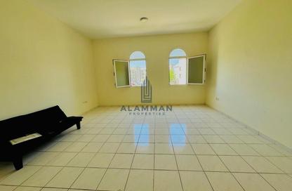 Apartment - Studio - 1 Bathroom for rent in Building U24 - Italy Cluster - International City - Dubai