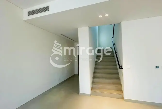 156016828 - Property Image 3