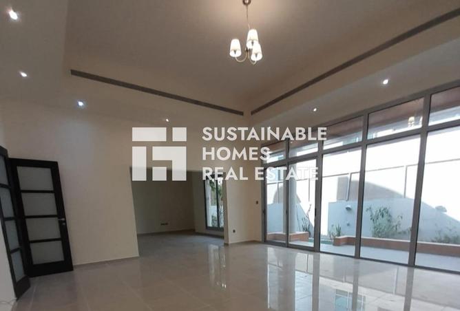 3 Parking Spaces l Swimming Pool l Modern 5BR — photo 2