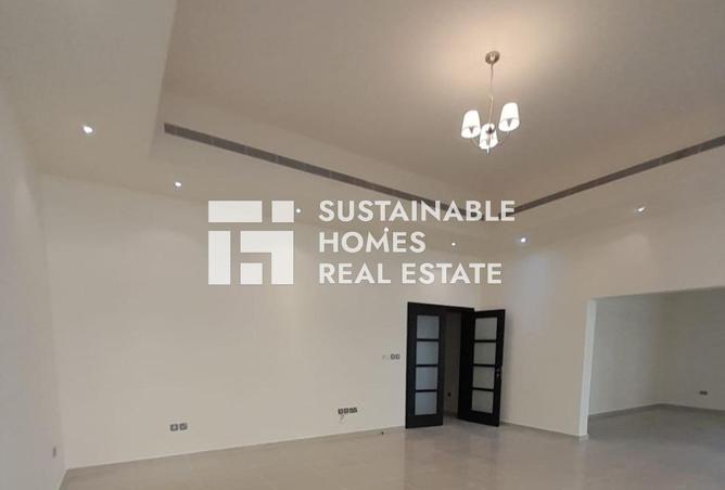 3 Parking Spaces l Swimming Pool l Modern 5BR — photo 3