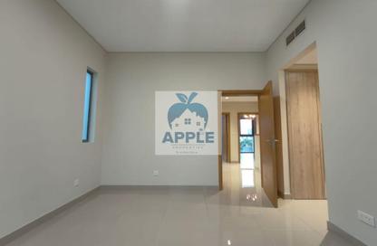 Apartment - 2 Bedrooms - 3 Bathrooms for rent in AlFalah - Muwaileh Commercial - Sharjah