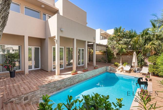 105115300 - Property Image 2