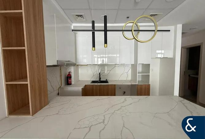 82806331 - Property Image 3