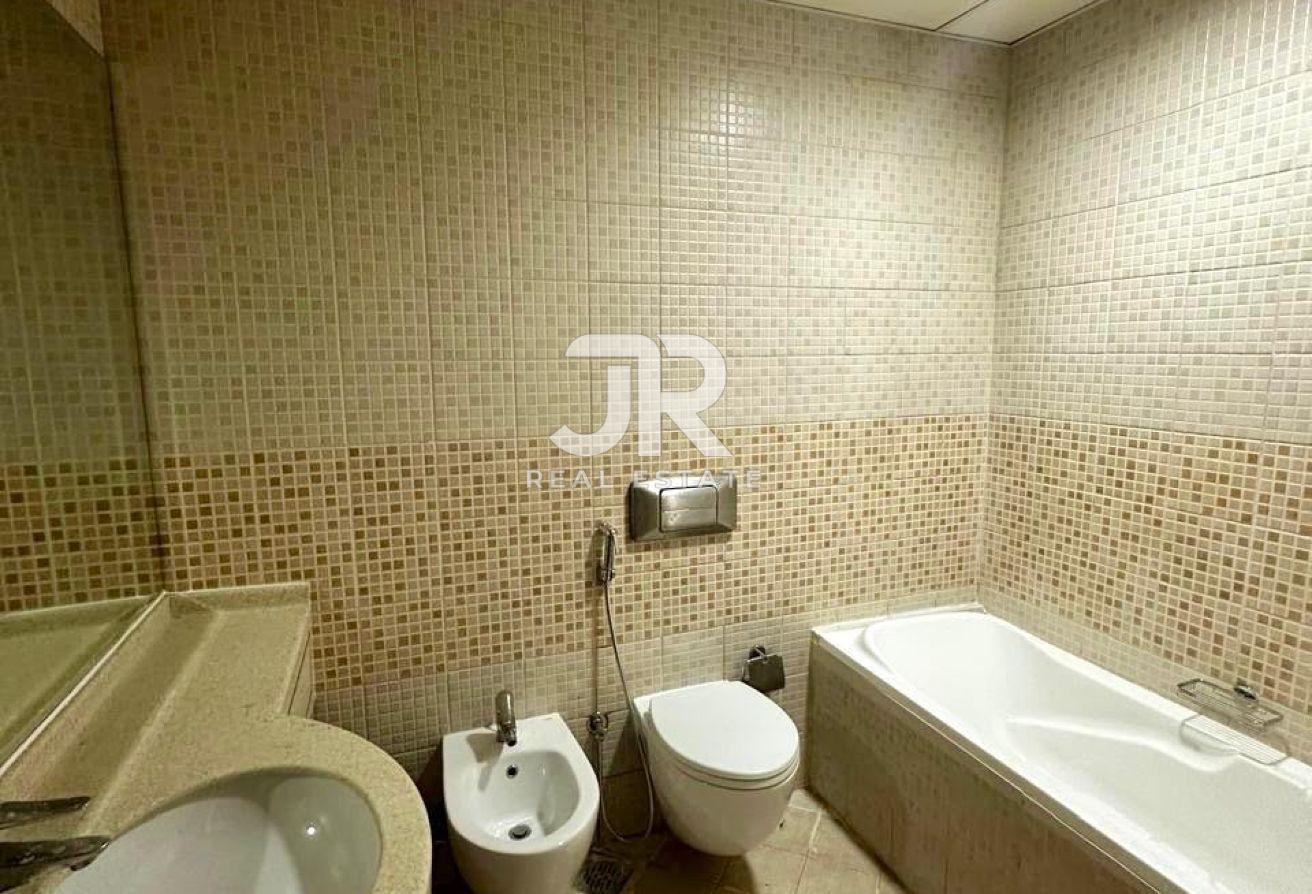 Furnished 1BR | Spacious Layout | Vacant photo 9