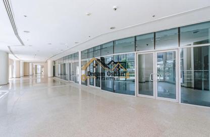 Shop - Studio - 1 Bathroom for rent in Bay Central Tower West - Bay Central - Dubai Marina - Dubai