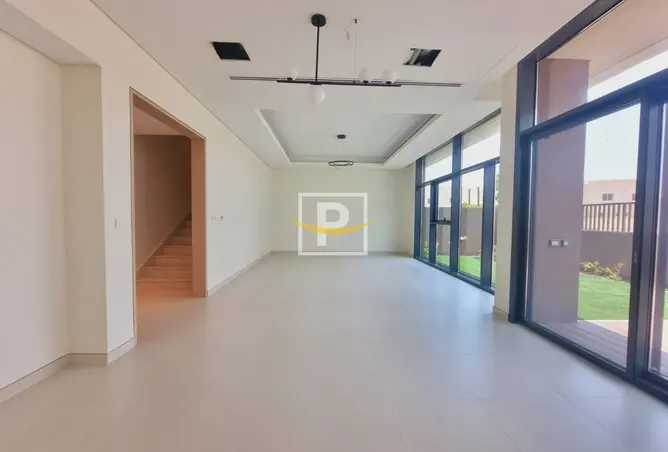 155574204 - Property Image 2