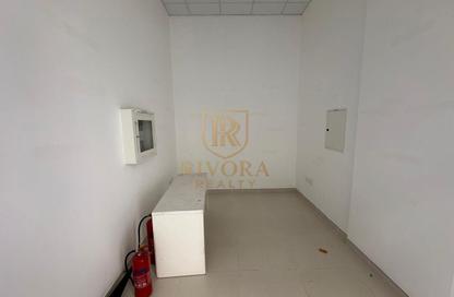 Shop - Studio for rent in Al Souk Al Kabeer - Bur Dubai - Dubai Shop - Studio for rent in Al Souk Al Kabeer - Bur Dubai - Dubai