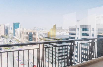 Apartment - 3 Bedrooms - 3 Bathrooms for rent in Emaar Tower B - Emaar Towers - Deira - Dubai