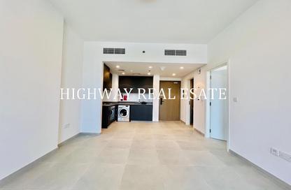 Apartment - 1 - 2 for rent in Tiraz 3 - Aljada - Sharjah Apartment - 1 - 2 for rent in Tiraz 3 - Aljada - Sharjah